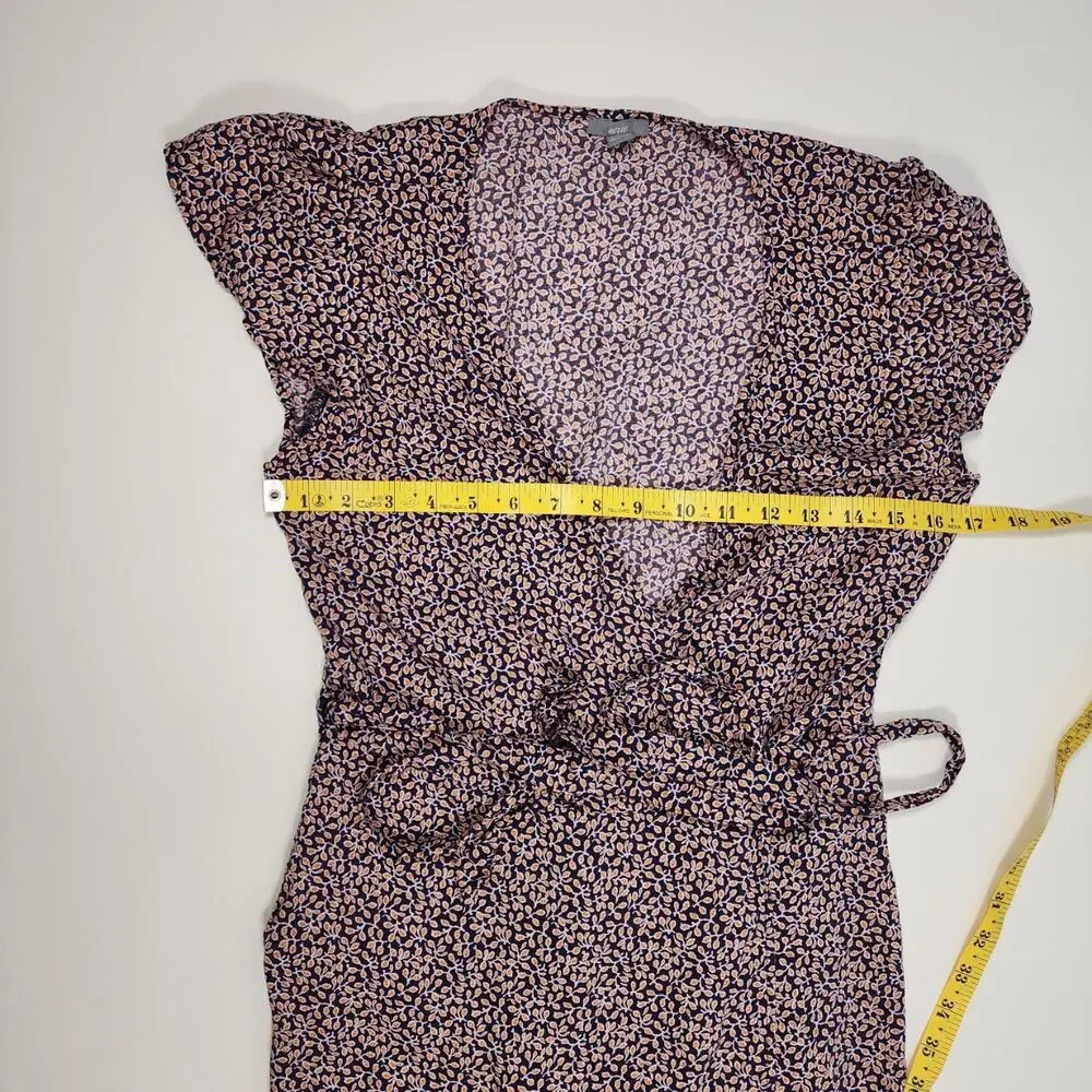 Aerie‎ Floral Wrap Dress Women's M Purple Short Sleeve Tie Waist V-Neck